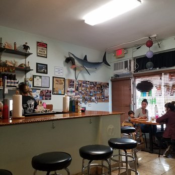 Fish Shack - Great food and service at this little gem in pompano beach FL. - Seafood Near Me - Lighthouse Point, Florida Fish Shack - Great food and service at this little gem in pompano beach FL. - Seafood Near Me - Lighthouse Point, Florida