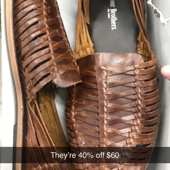 DSW - Let your Pa know - Shoe Stores Near Me - Mount Prospect, Illinois