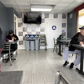 Tacos El Jalisciense - Dining area - Mexican Near Me - Seaside, California Tacos El Jalisciense - Dining area - Mexican Near Me - Seaside, California