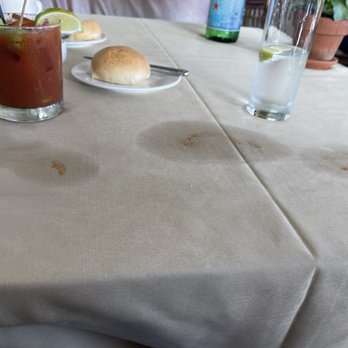 Geoffrey's Malibu - Bloody Mary came to the table spilled over and messy. No attempt to try to clean it, or cover it with a napkin. Gross. - Seafood Near Me - Malibu, California