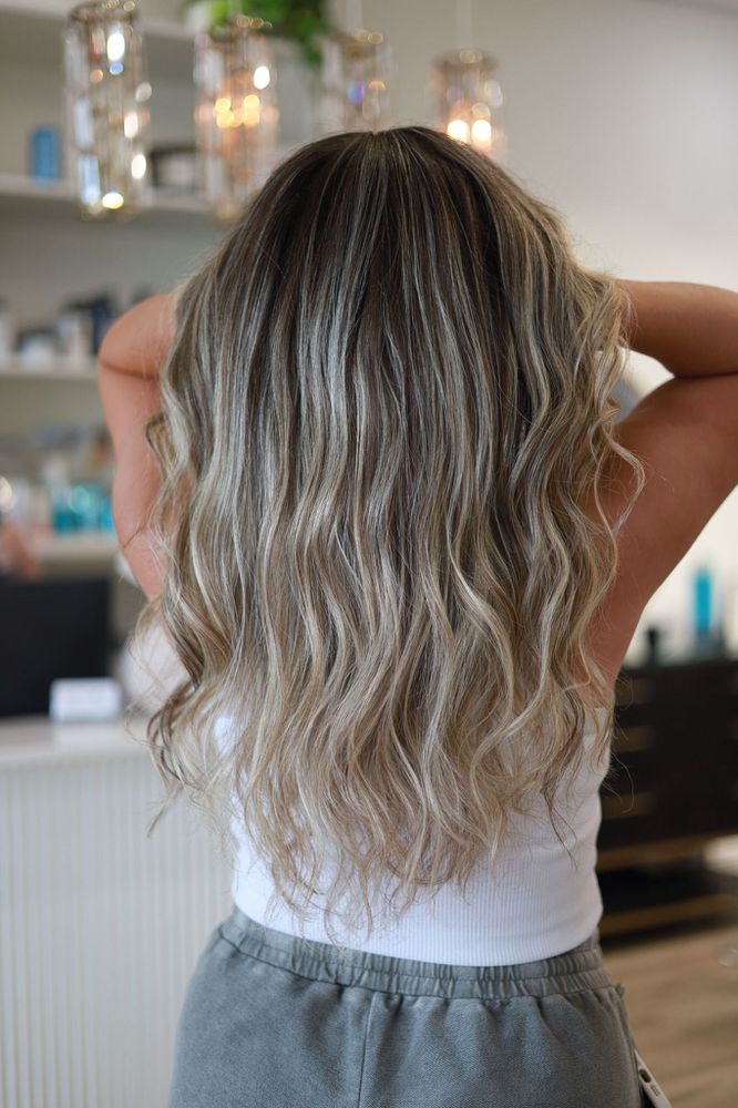 Musart Salon  Image