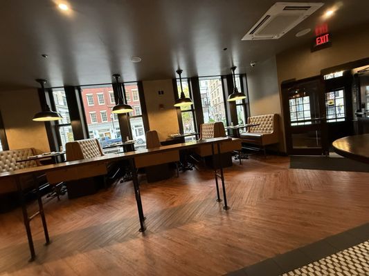 Bostonia Public House by null