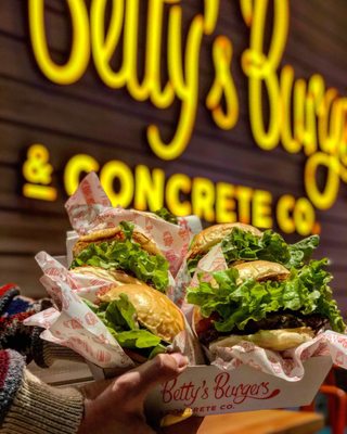 Betty's Burgers by null