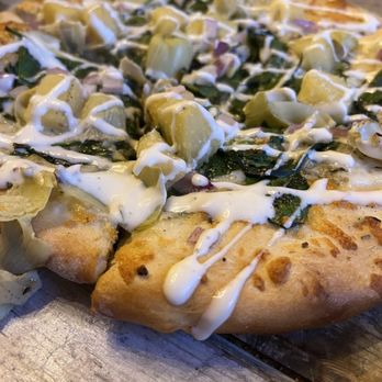 Plank Road Pizza - The 5th street - Pizza Near Me - Cottleville, Missouri
