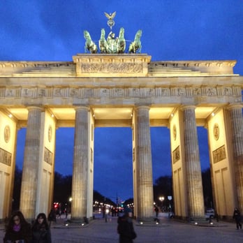 Brandenburger Tor - Brandenburg Gate (Dec 2014) - Landmarks & Historical Buildings Near Me - Berlin, BE Brandenburger Tor - Brandenburg Gate (Dec 2014) - Landmarks & Historical Buildings Near Me - Berlin, BE