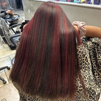 La Bella Salon - Pink highlight! - Hair Salons Near Me - San Jose, California La Bella Salon - Pink highlight! - Hair Salons Near Me - San Jose, California