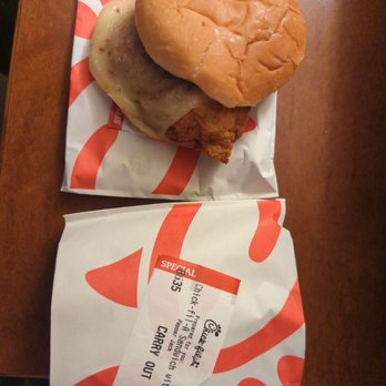 Chick-fil-A - Regular sandwich with pepper jack cheese - Fast Food Near Me - Albuquerque, New Mexico