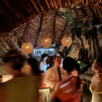 Confessions Cancun - Host table - Tapas Bars Near Me - Cancún, ROO Confessions Cancun - Host table - Tapas Bars Near Me - Cancún, ROO