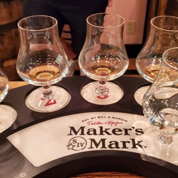 Maker's Mark Distillery - Tasting room selection - Tours Near Me - Loretto, Kentucky Maker's Mark Distillery - Tasting room selection - Tours Near Me - Loretto, Kentucky
