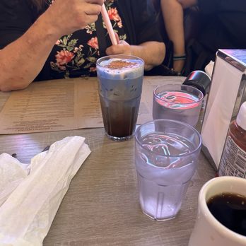 Millie's Cafe - Pasadena - Blue Majic Latte iced - Breakfast & Brunch Near Me - Pasadena, California