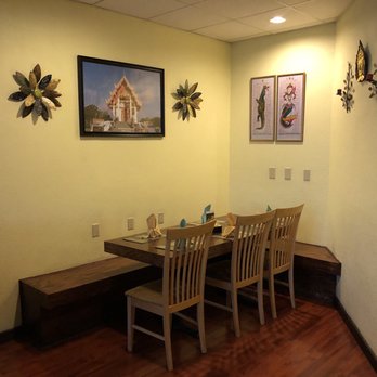 Sweet Basil Thai Bistro - Thai Near Me - Denton, Texas