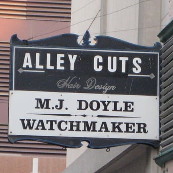 Alley Cuts - Signage from street - Hair Salons Near Me - Sacramento, California