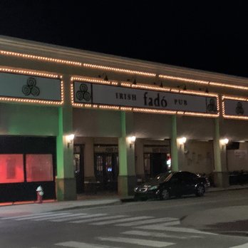 Easton Town Center - Fado Irish Pub - Shopping Centers Near Me - Columbus, Ohio