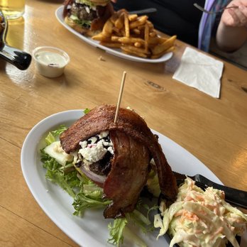 Garibaldi Portside Bistro - We both ordered the berry goat cheese cheeseburger, one with a bun and the other without. - American Near Me - Garibaldi, Oregon Garibaldi Portside Bistro - We both ordered the berry goat cheese cheeseburger, one with a bun and the other without. - American Near Me - Garibaldi, Oregon