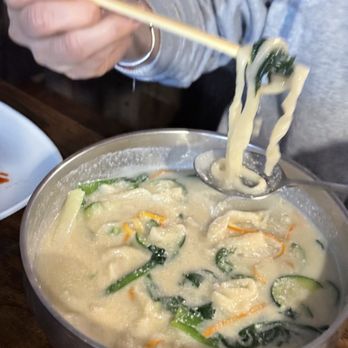 Hanyang Boonshik - kalgaksu - Korean Near Me - Flushing, New York