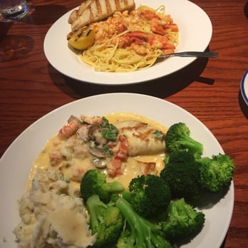 Red Lobster - Mash Potatoes, broccoli, and my tilapia with lobster and mushrooms!! Yummmm - Seafood Near Me - Schaumburg, Illinois Red Lobster - Mash Potatoes, broccoli, and my tilapia with lobster and mushrooms!! Yummmm - Seafood Near Me - Schaumburg, Illinois
