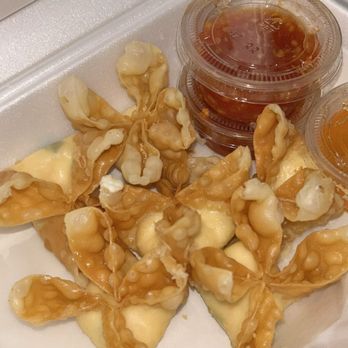 Lina Street Food - Crab Rangoon (6) - Thai Near Me - Bedford, Texas Lina Street Food - Crab Rangoon (6) - Thai Near Me - Bedford, Texas