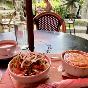 Le Marais Bakery - Closer look at the half Asian salad and perfect FO soup - Coffee & Tea Near Me - Mill Valley, California Le Marais Bakery - Closer look at the half Asian salad and perfect FO soup - Coffee & Tea Near Me - Mill Valley, California