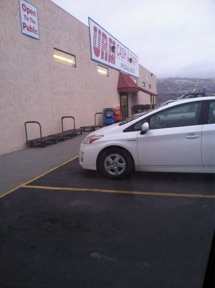 URM CASH & CARRY NO 5 Updated September 2024 3022 Ohme Rd, Wenatchee, Washington Grocery