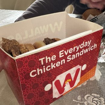Wallace Chicken - tres - Chicken Wings Near Me - Walnut, California