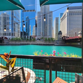 River Roast - View from the outside - American Near Me - Chicago, Illinois River Roast - View from the outside - American Near Me - Chicago, Illinois