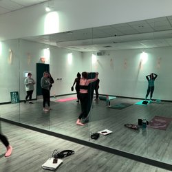 YogaSix - Old Henry - Inside studio