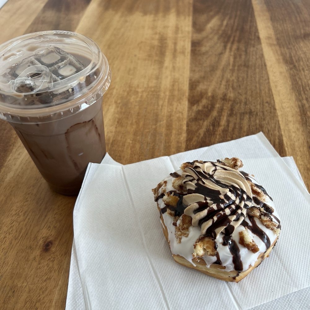 Swillerbees Flagler Beach - Coffee Cake Donut / S'mores Coffee - Bagels Near Me - Palm Coast, Florida Swillerbees Flagler Beach - Coffee Cake Donut / S'mores Coffee - Bagels Near Me - Palm Coast, Florida