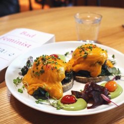 Little Bird Unbakery - Portobello Benedict w/ kumura "hollandaise", spinach,cherry tomotoes and coconut "bacon"