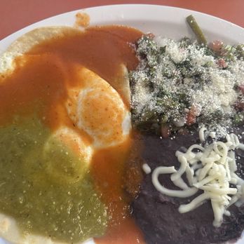 Capitol Hill Taqueria - Huevos Divorciados - Breakfast & Brunch Near Me - Providence, Rhode Island