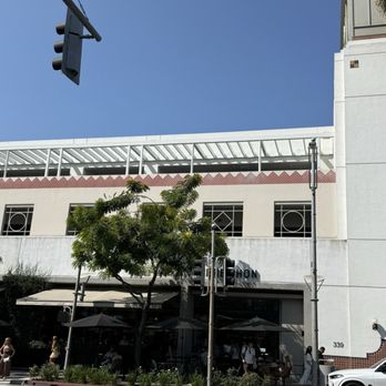 Erewhon - Grocery Near Me - Beverly Hills, California Erewhon - Grocery Near Me - Beverly Hills, California