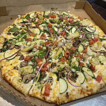 Round Table Pizza - Gourmet Veggie Pizza - Pizza Near Me - Redondo Beach, California Round Table Pizza - Gourmet Veggie Pizza - Pizza Near Me - Redondo Beach, California