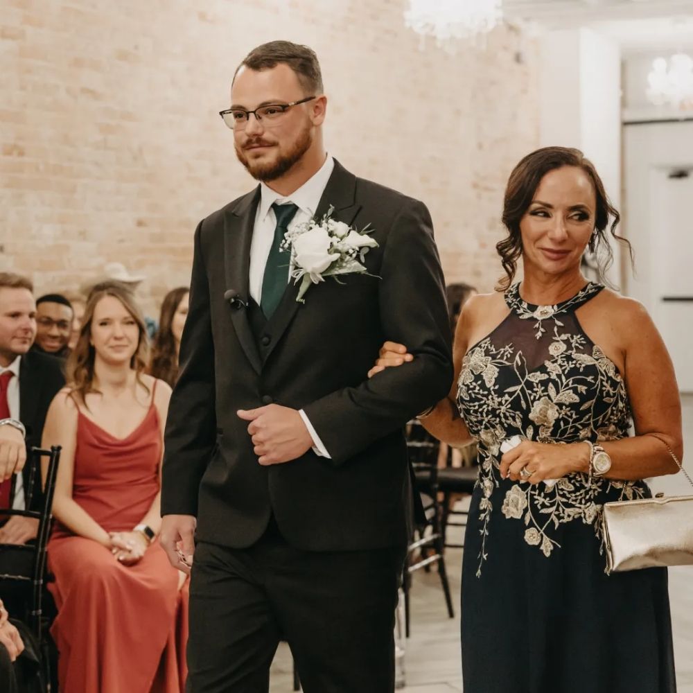 A2Z FLOWERS Updated September 2024 945 Photos & 50 Reviews 225 E