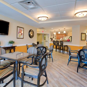 Shawnee Hills - Retirement Homes Near Me - Shawnee, Kansas Shawnee Hills - Retirement Homes Near Me - Shawnee, Kansas