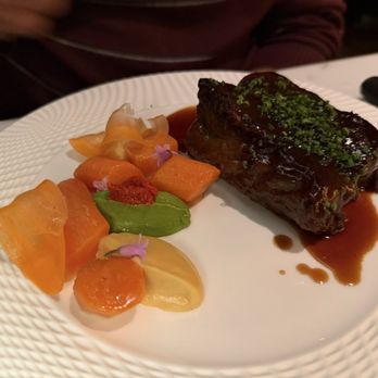 Sky Room - Ribs with various purées - American Near Me - Long Beach, California Sky Room - Ribs with various purées - American Near Me - Long Beach, California