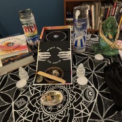 Tarot For Seekers - Travis' tarot table