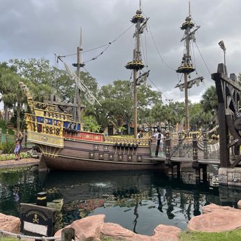Pirate's Cove - Pirate golf! - Mini Golf Near Me - Orlando, Florida Pirate's Cove - Pirate golf! - Mini Golf Near Me - Orlando, Florida