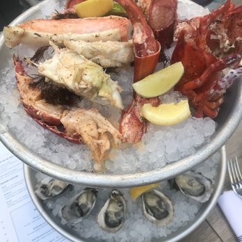 Herringbone Waikiki - The "sailboat " - Seafood Near Me - Honolulu, Hawaii