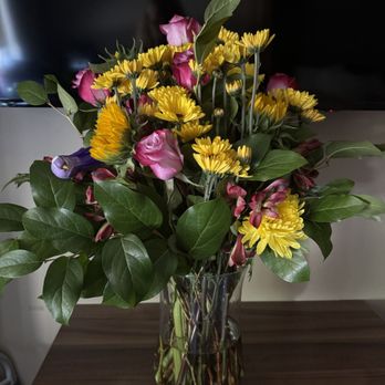 Sunflower Florist - Florists Near Me - Garden City, Idaho