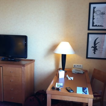 Pullman - classique room - Hotels Near Me - Courbevoie, 92
