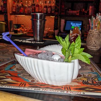 Uncharted - Pearl Diver drink - Dive Bars Near Me - New Braunfels, Texas