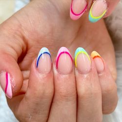 Ombré Nail Spa - Colorful Summer Nails Vibe