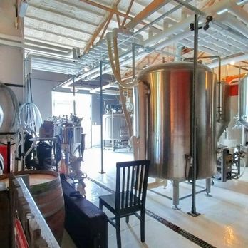 Quattro Goomba's Winery - Inside - Wineries Near Me - Aldie, Virginia