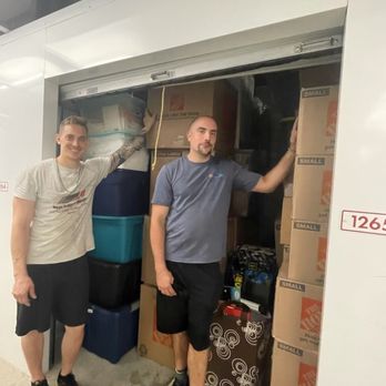 Best Friends Moving - We pack storage units - Movers Near Me