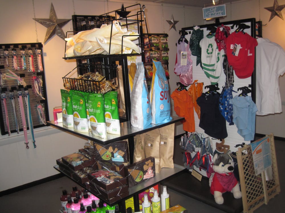 THE CHELSEA DOG Updated September 2024 4515 Columbus Ave, Sandusky