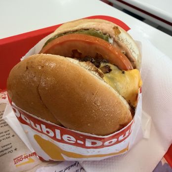 In-N-Out Burger - Cheese burger - Burgers Near Me - Dallas, Texas In-N-Out Burger - Cheese burger - Burgers Near Me - Dallas, Texas