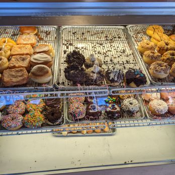 Freddy Donuts - The donuts of the day - Desserts Near Me - Fredericksburg, Virginia