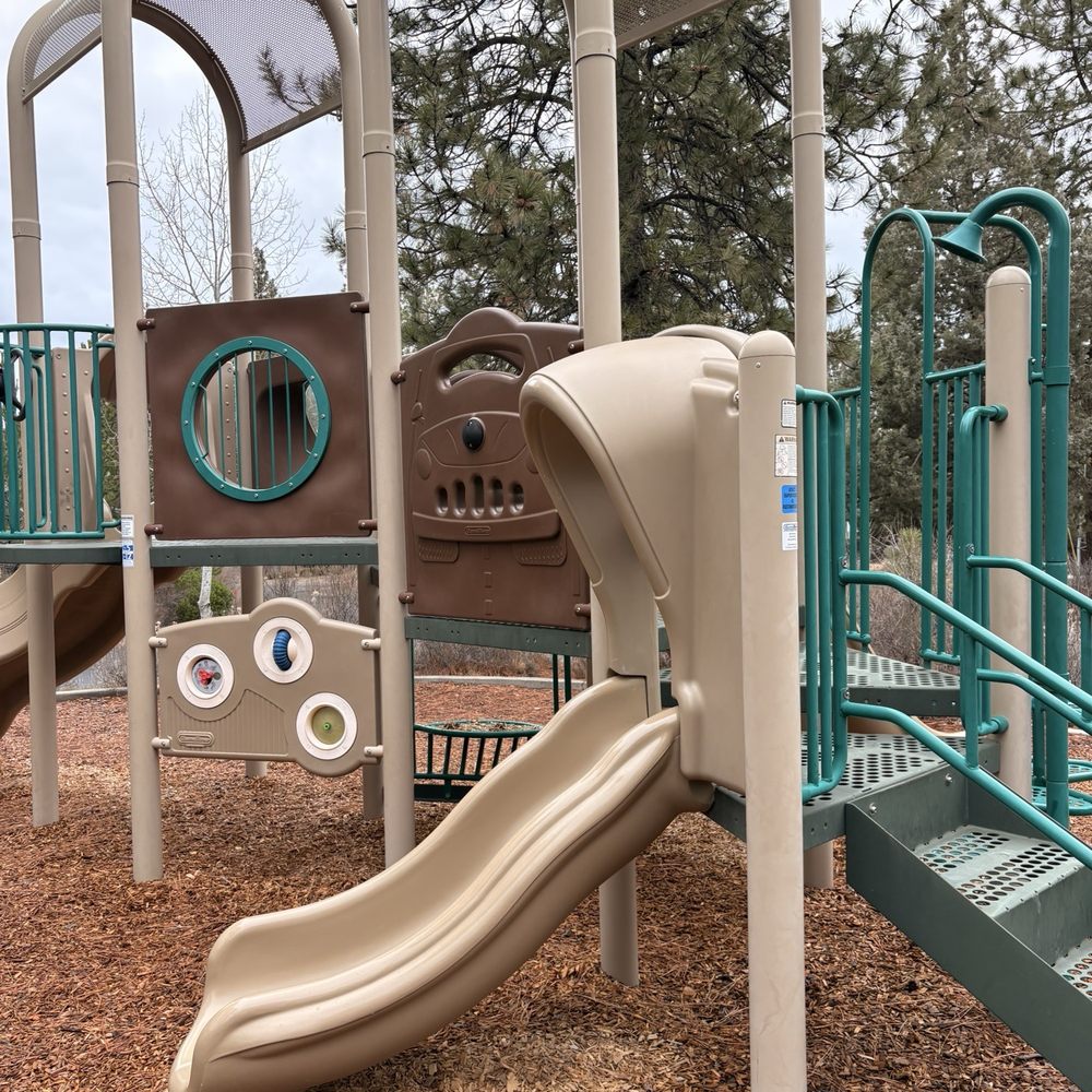 Three Pines Park - Parks Near Me - Bend, Oregon Three Pines Park - Parks Near Me - Bend, Oregon