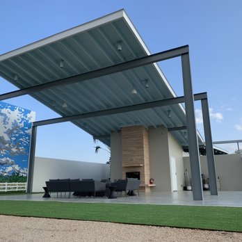 Blue Skies Retro Resort - Shared patio - Vacation Rentals Near Me - Willow City, Texas