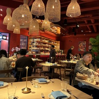 Very Thai - Interior (May 2026) - Thai Near Me - Los Angeles, California Very Thai - Interior (May 2026) - Thai Near Me - Los Angeles, California