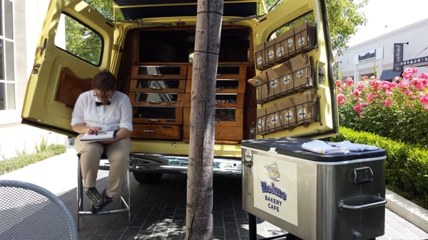 Helms Bakery by null